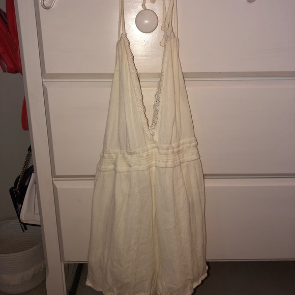 Cream Romper - Picture 2 of 3